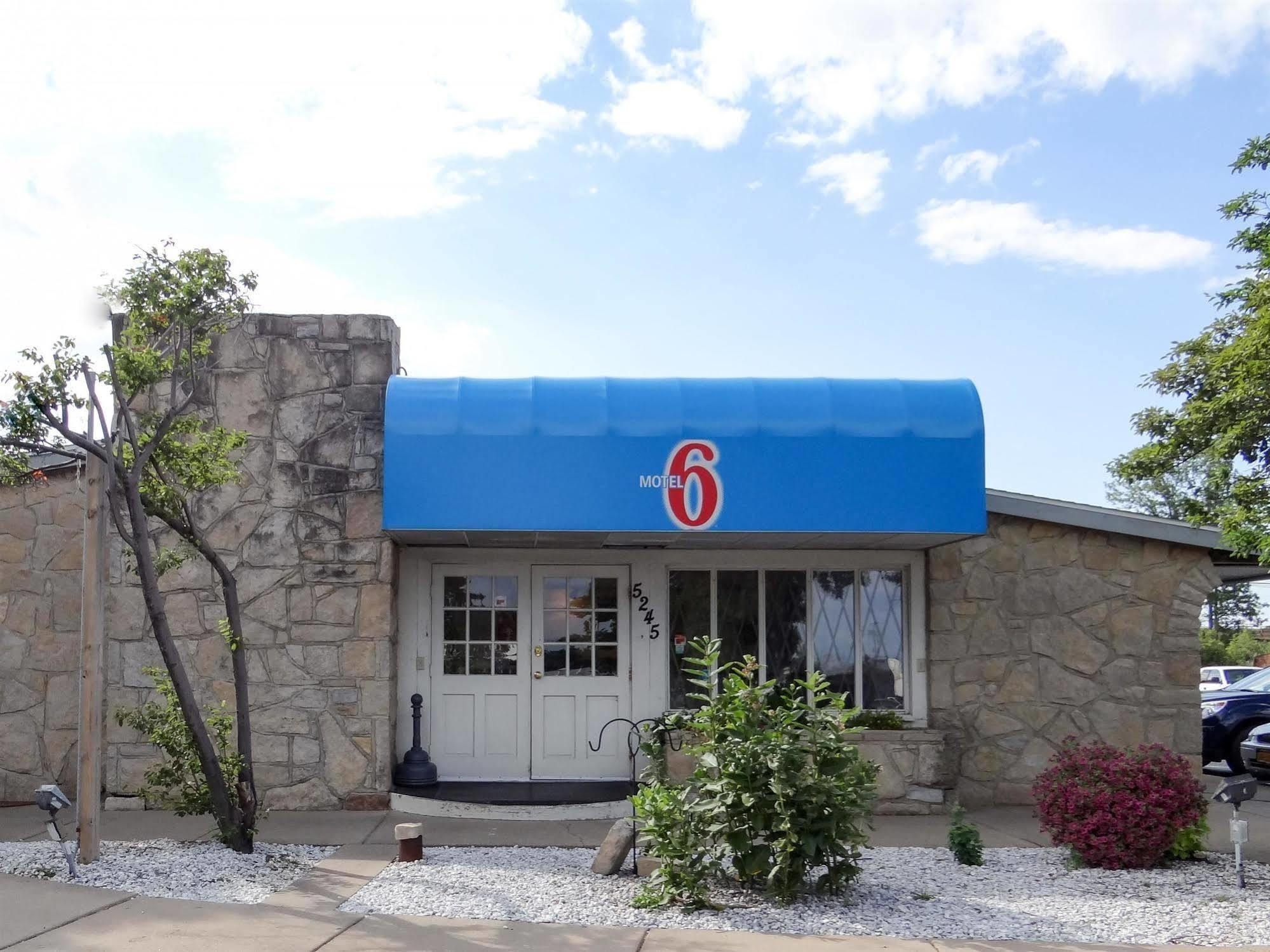 Motel 6-Hamburg, Ny Eksteriør billede